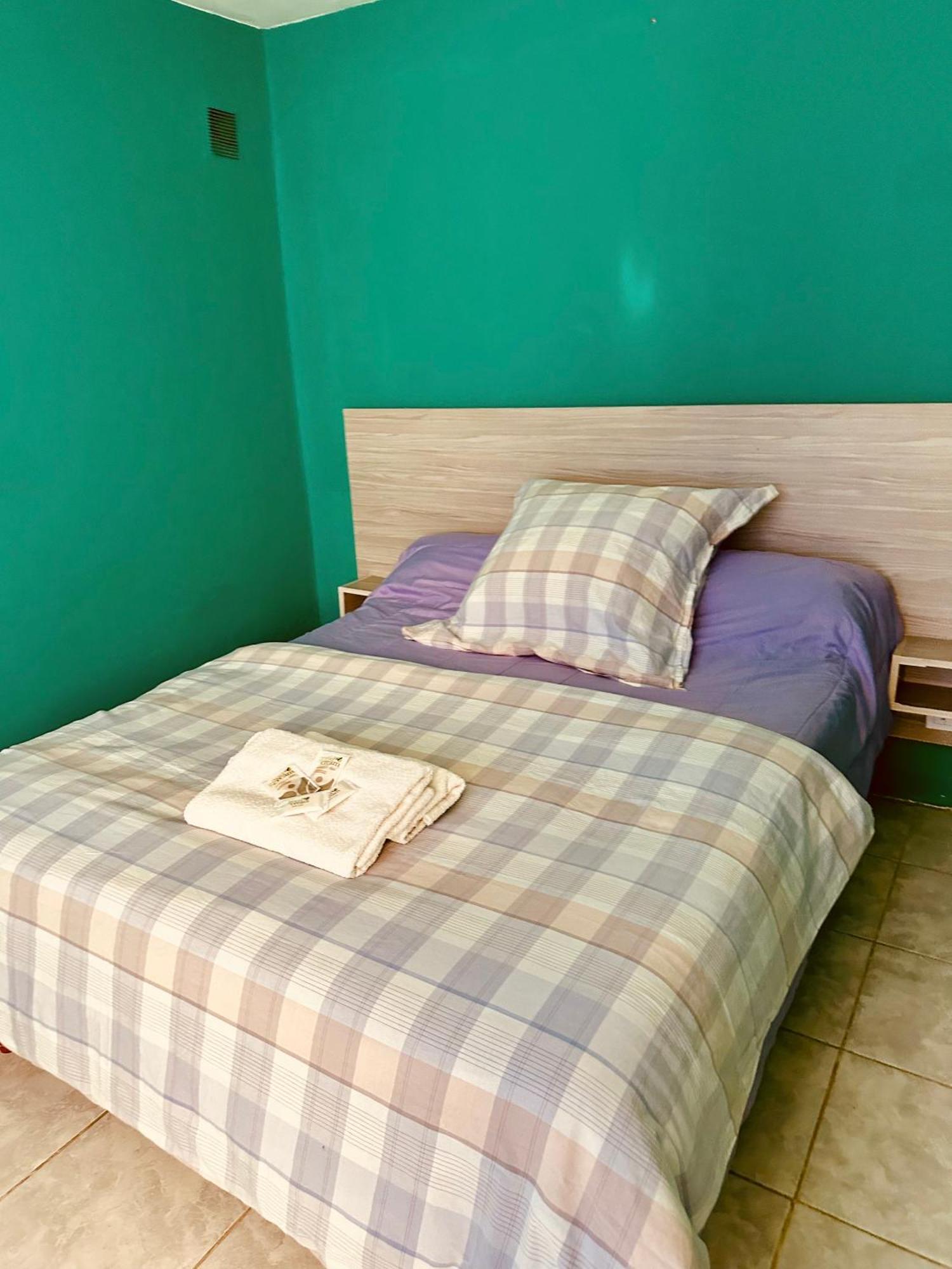 Amancay, Hostal Patagonico Hotel El Calafate Eksteriør billede